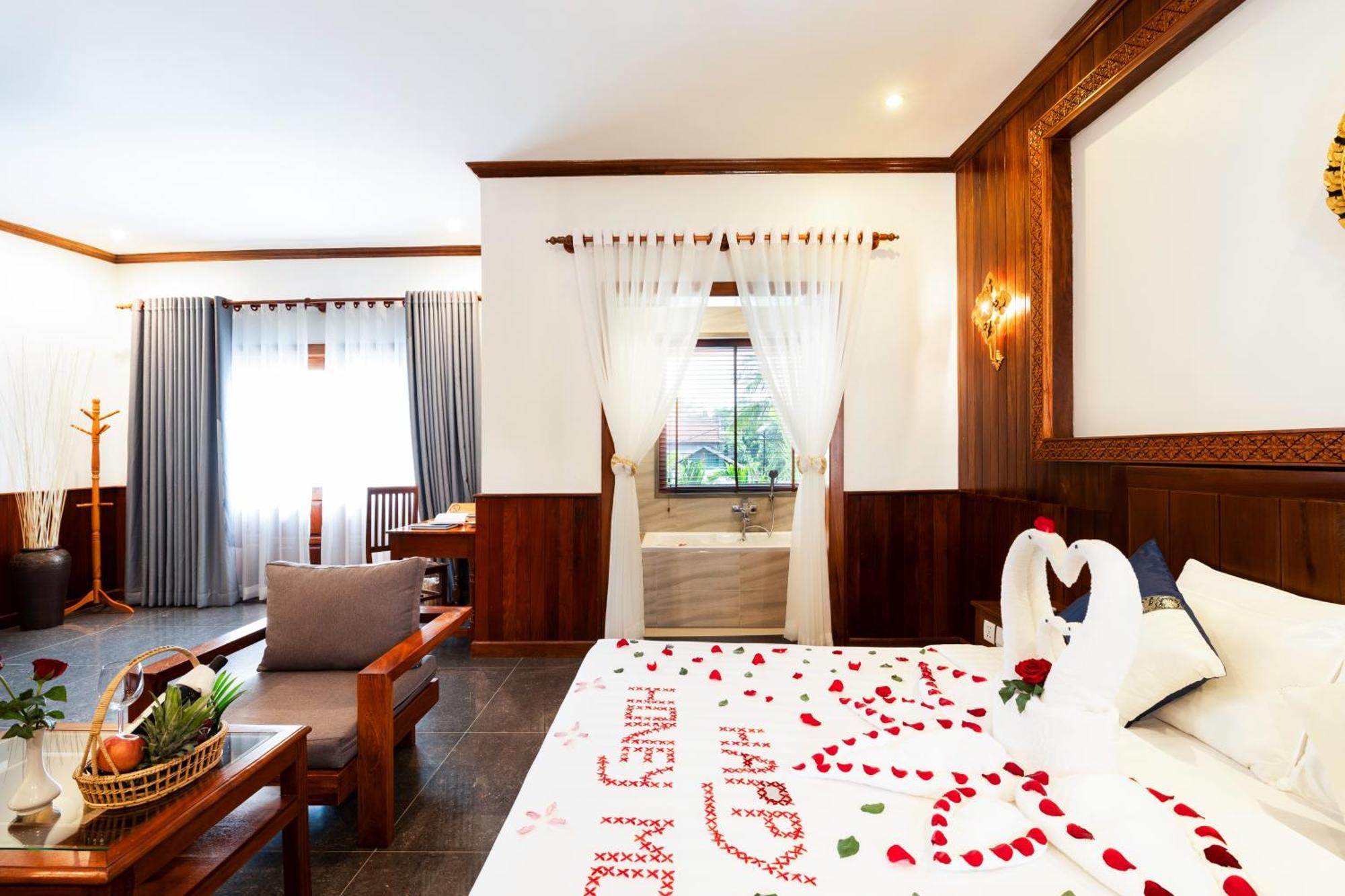 Peak Elite Boutique Hotel Siem Reap Exterior photo